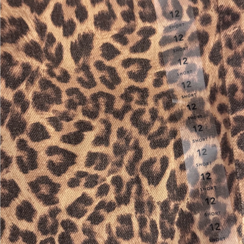 American Eagle Outfitters Leopard Print Jeans - Picture 5 of 8